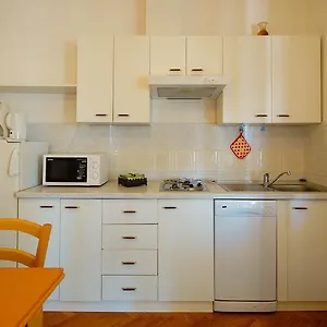 https://apartments-lina-novi-vinodolski.primorje-gorskikotar.com